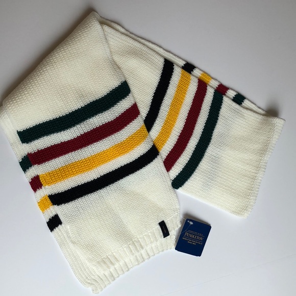 Pendleton Accessories - Pendleton National Park knit scarf NWT trendy